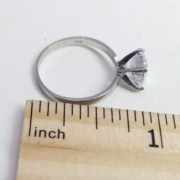 Vintage Sterling Silver Sparkly Solitaire Ring, Size 6 Band, Engagement, Estate - Picture 8 of 9